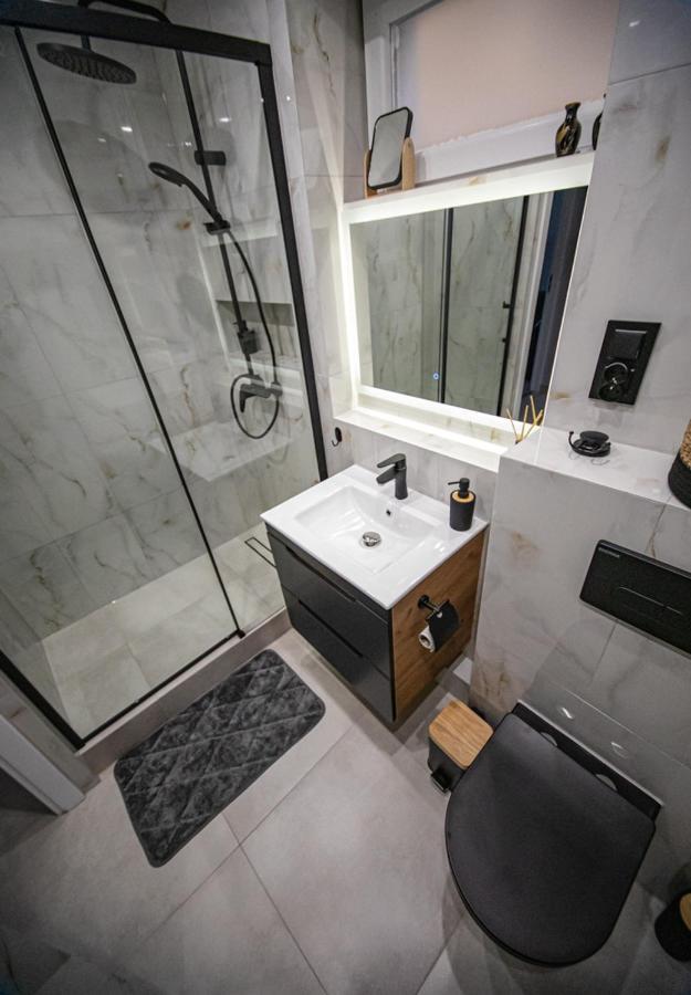 Okno Na Izery Apartman Leśna Kültér fotó